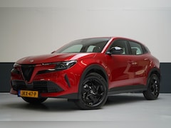 Alfa Romeo Junior - 1.2 Turbo 145pk Hybrid Ibrida Speciale | Pack Techno | Adaptive | Navigatie | Achteruitrij