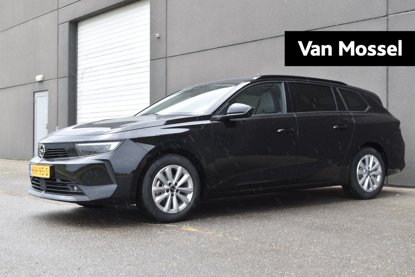 Opel Astra Sports Tourer - 1.2 Turbo Business Edition | Navi | Cruise | PDC voor+achter | winterpakket - AutoWereld.nl