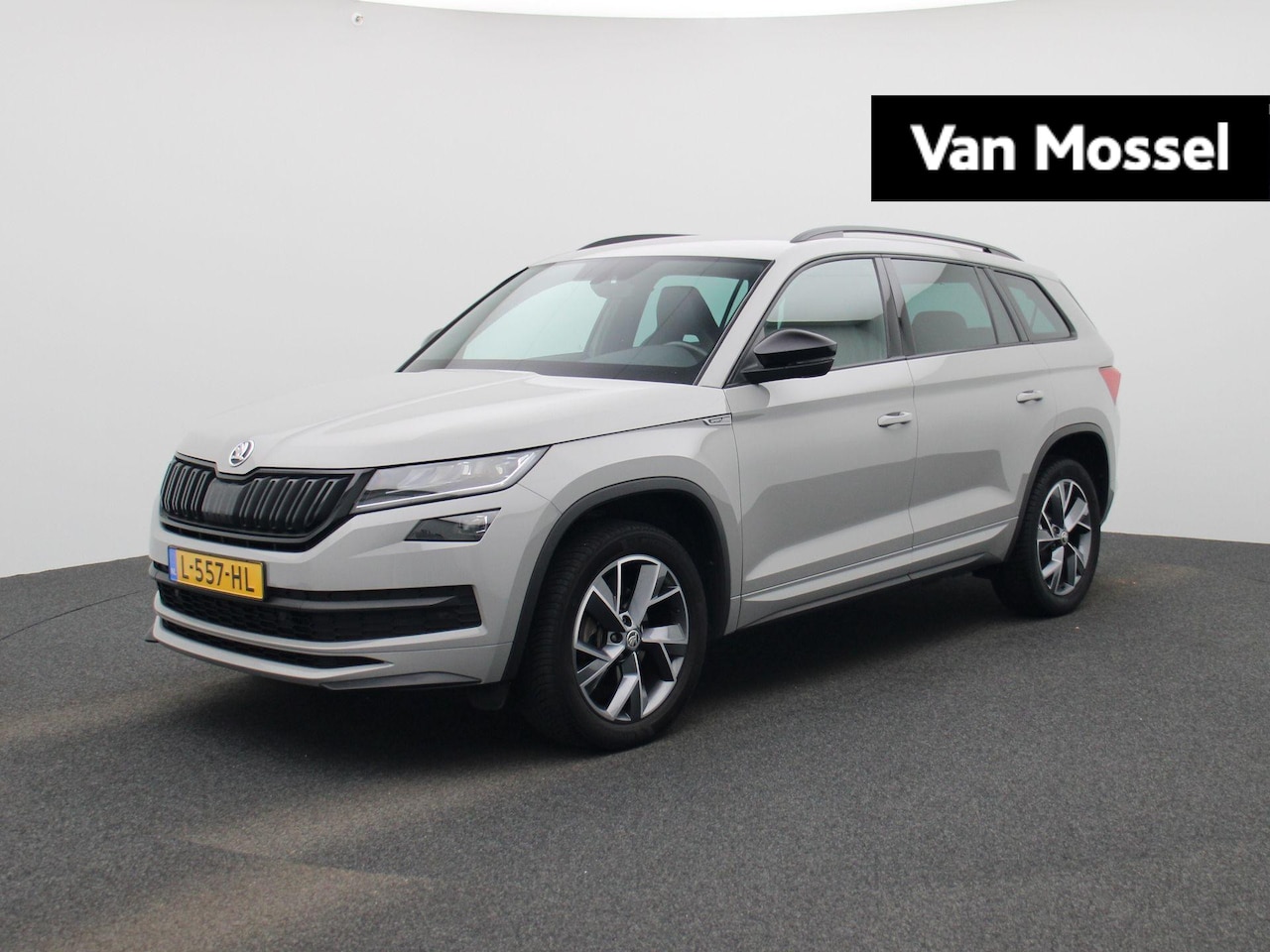 Skoda Kodiaq - 1.5 TSI Sportline Business 7-zitter 150 PK | Automaat | Trekhaak | Stoelverwarming | Clima - AutoWereld.nl