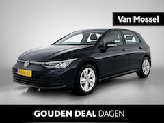 Volkswagen Golf - 1.0 TSI Life 110 PK | Navigatie | Adaptive Cruise Control | Climate Control | LED | Lichtm