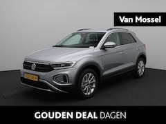 Volkswagen T-Roc - 1.0 TSI Oranje Edition | Navigatie | Draadloze Apple Carplay | Adaptieve cruise control |