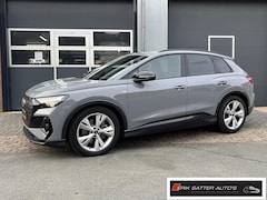 Audi Q4 e-tron - 40 Launch edition S Competition 77 kWh |SOH 88% |Trekhaak inklapbaar |Warmtepomp | PDC V+A