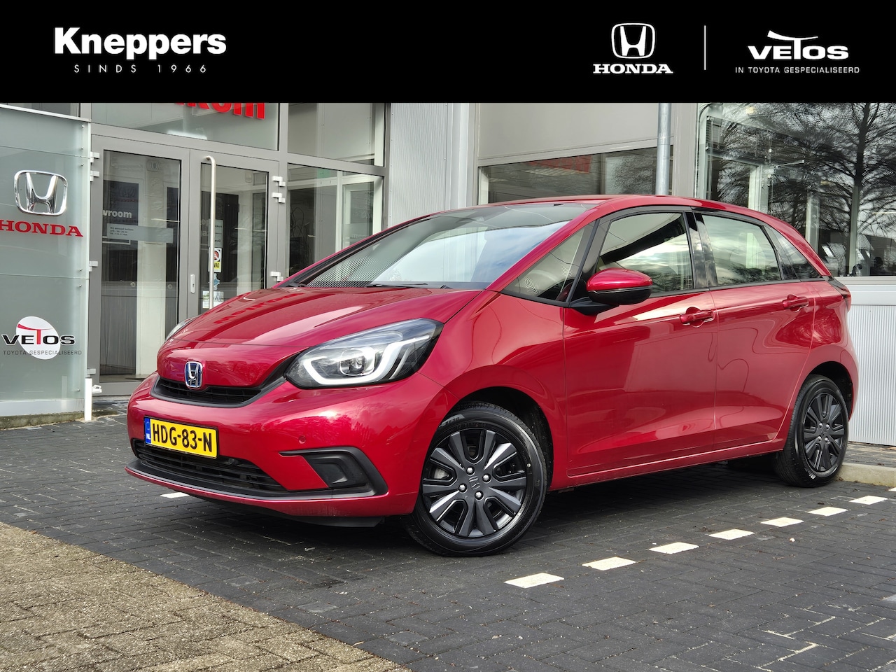 Honda Jazz - 1.5 e:HEV Elegance Parkeersensoren V+A, Apple/Android, Voorstoelen verwarmd , All-in Rijkl - AutoWereld.nl