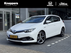 Toyota Auris - 1.8 Hybrid Volcano Edition Trekhaak, Navigatie, Parkeersensoren , All-in Rijklaarprijs