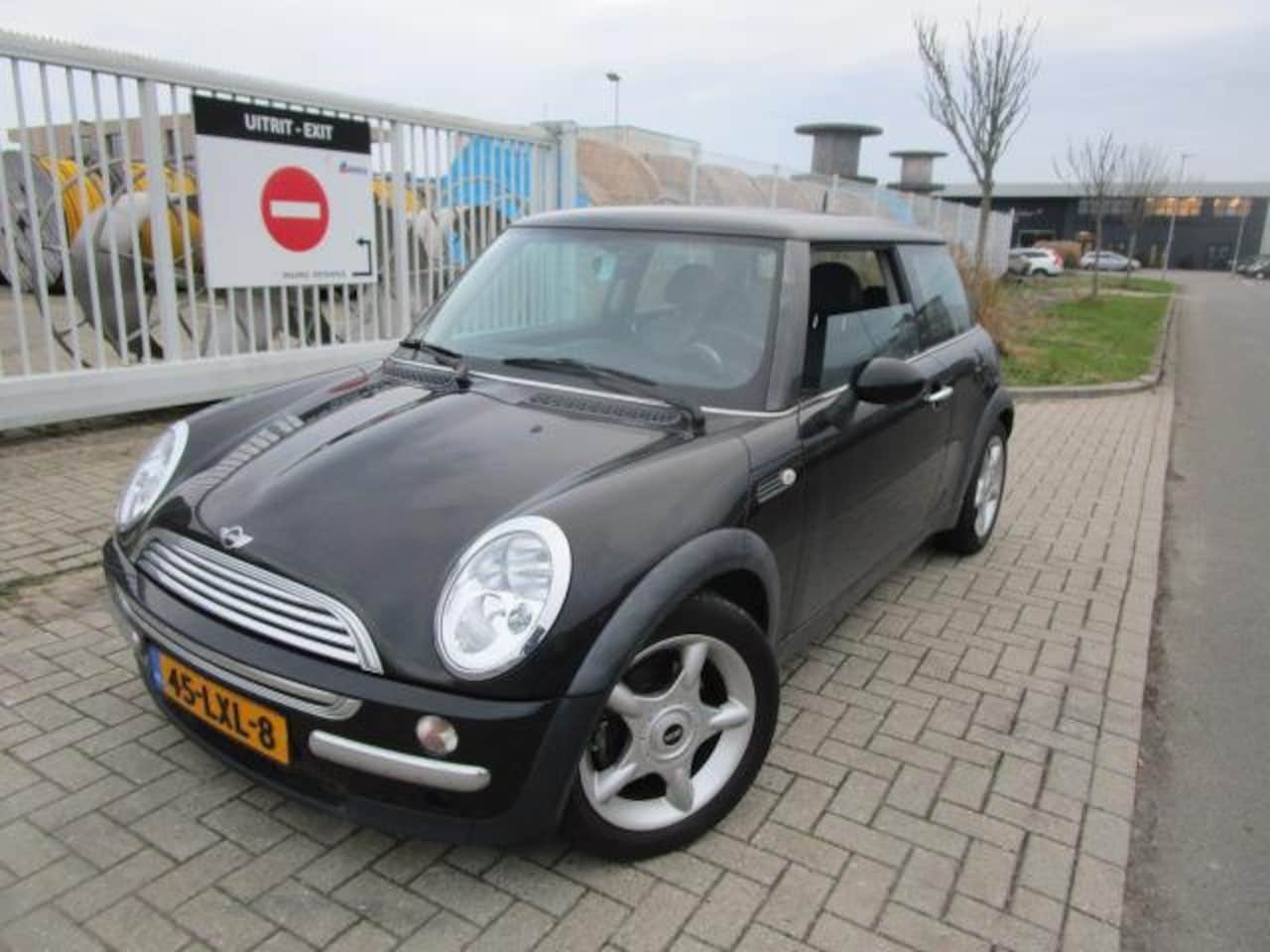 MINI Cooper - Mini 1.6 Chili, opknapper - AutoWereld.nl