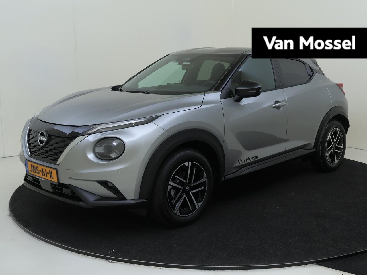 Nissan Juke - 1.6 Hybrid N-Connecta Stoelverwarming en Stuurverwarming - AutoWereld.nl