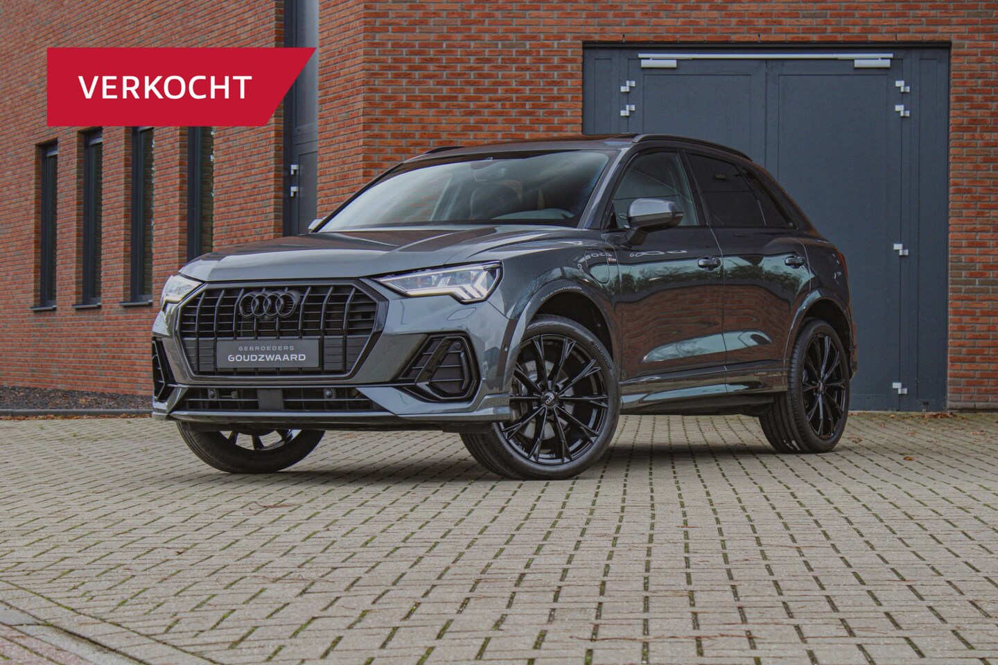 Audi Q3 - 45 TFSI e S edition | Pano | Leder | Memory | Trekhaak elek. | Matrix - AutoWereld.nl