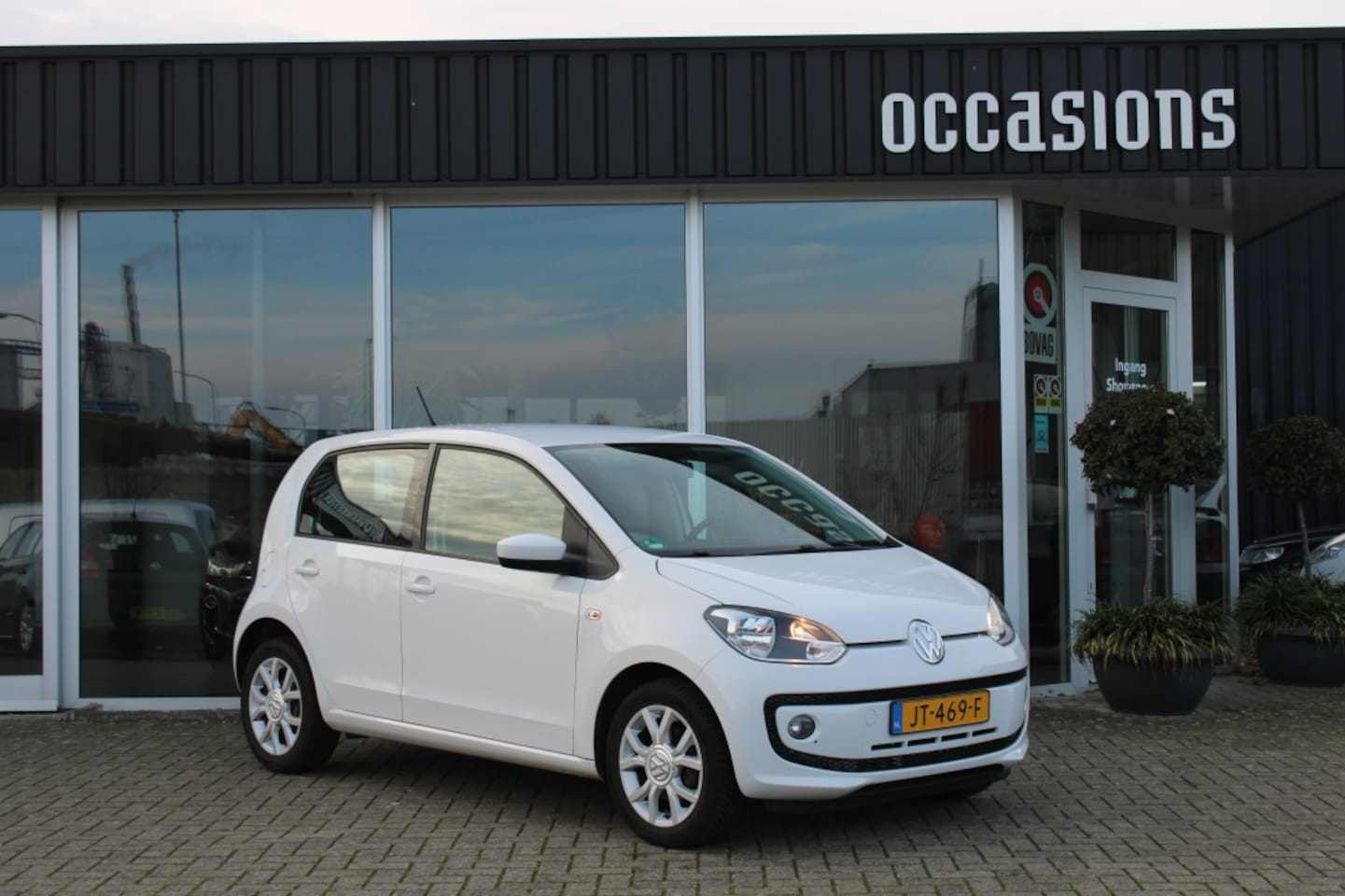 Volkswagen Up! - 1.0 cheer up! 1.0 cheer up! - AutoWereld.nl