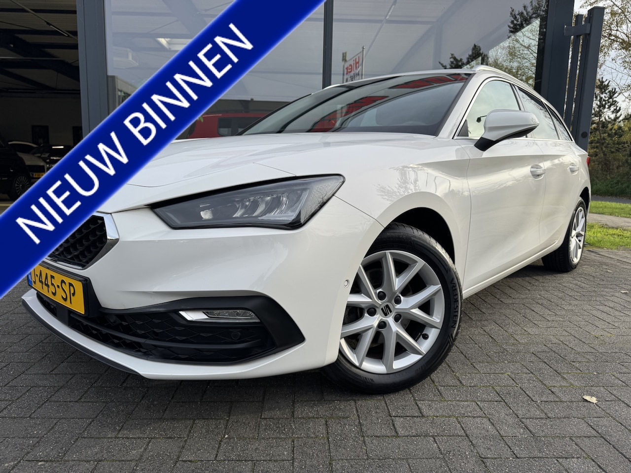 SEAT Leon Sportstourer - 1.5 TSI Style Launch Edition 1.5 TSI Style Launch Edition - AutoWereld.nl