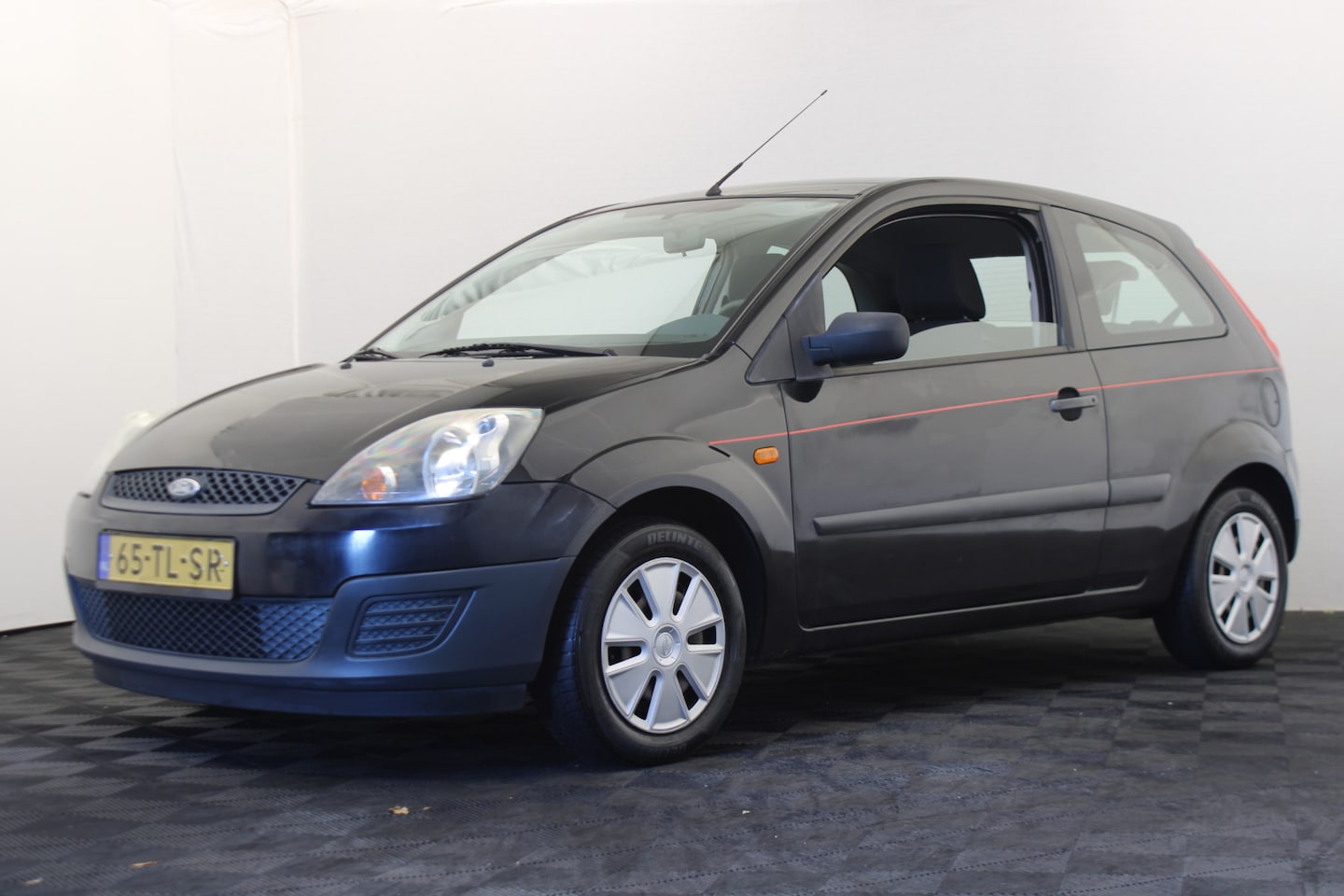 Ford Fiesta - 1.3-8V Champion 1.3-8V Champion - AutoWereld.nl