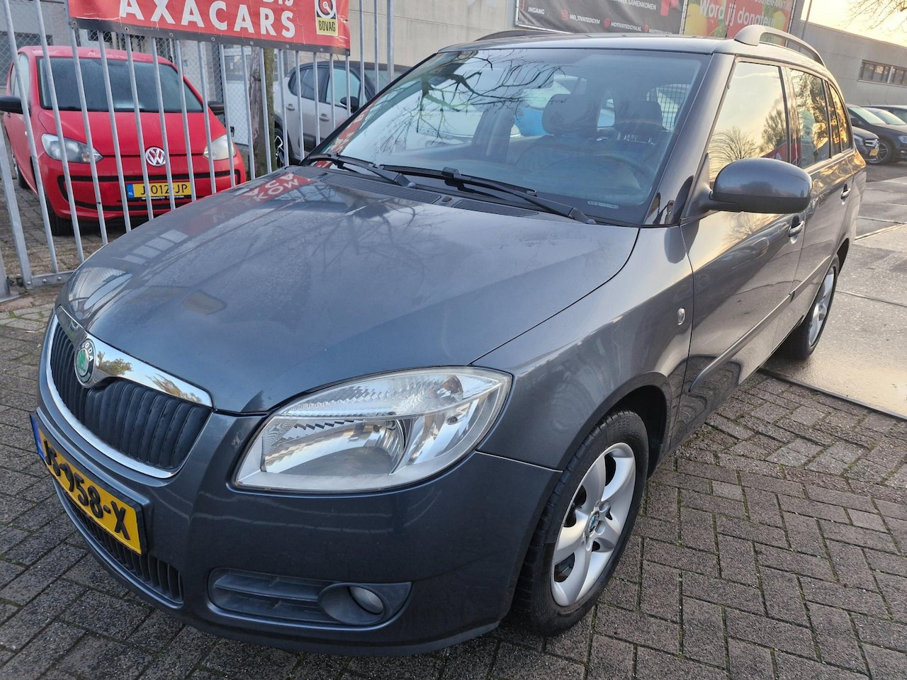 Skoda Fabia Combi - 1.4-16V Classic AIRCO ! NIEUWE APK ! RIJD PERFECT ! - AutoWereld.nl