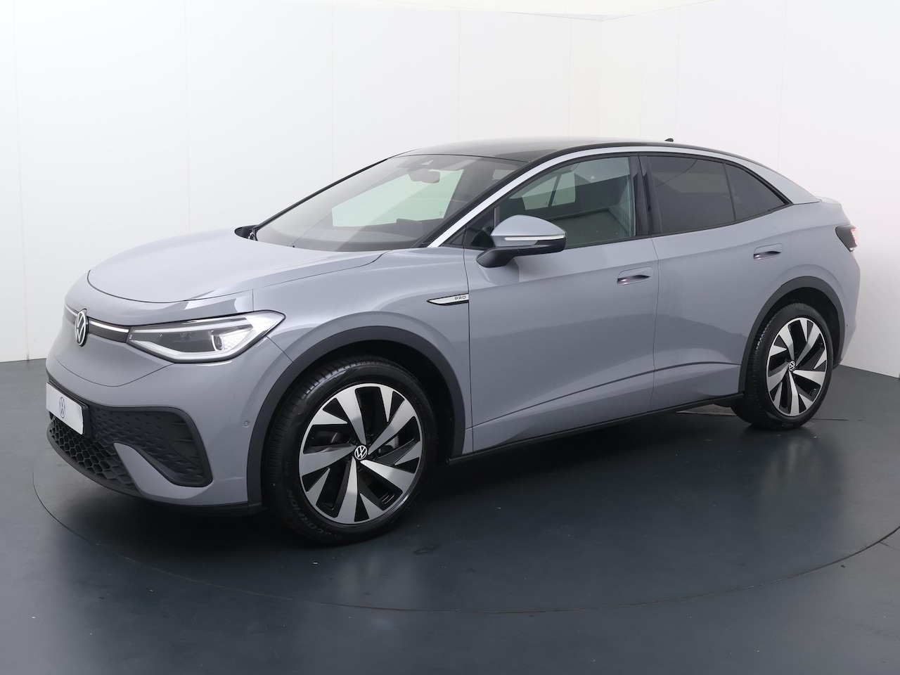 Volkswagen ID.5 - Pro 77 kWh | 204 PK | Matrix LED koplampen | Navigatiesysteem | Adaptive cruise control | - AutoWereld.nl