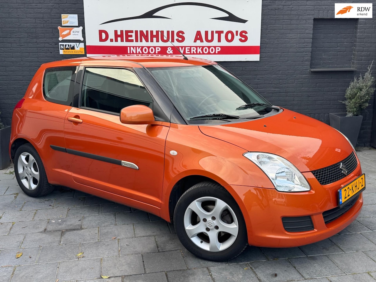 Suzuki Swift - 1.3 GA AIRCO *NETTE AUTO* - AutoWereld.nl