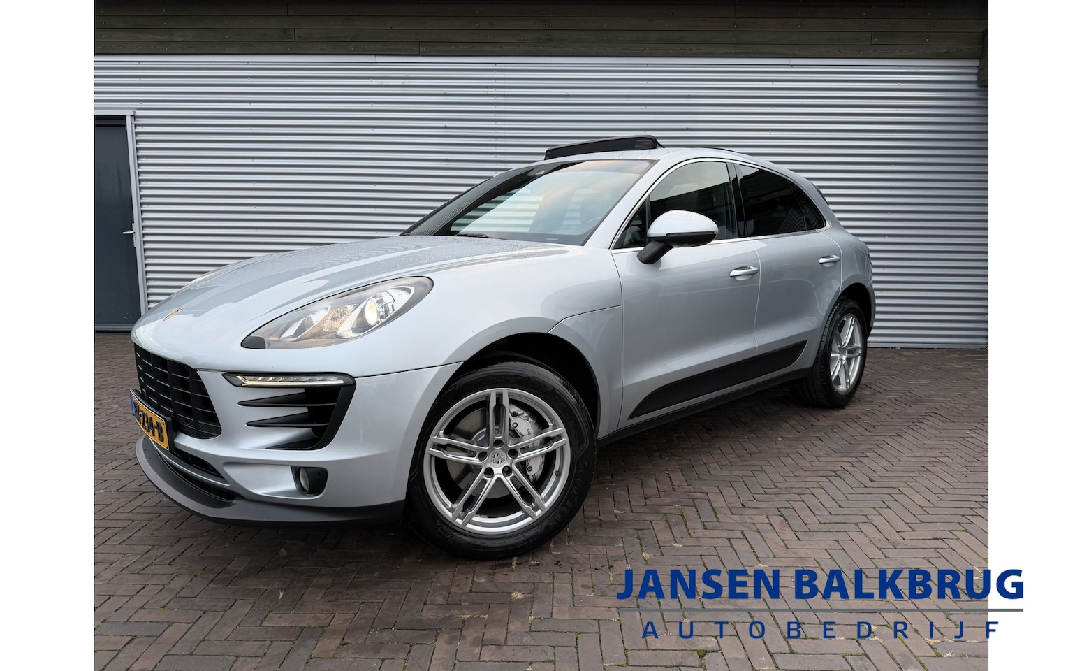 Porsche Macan - 3.0 D S vol vol panoramadak trekhaak - AutoWereld.nl