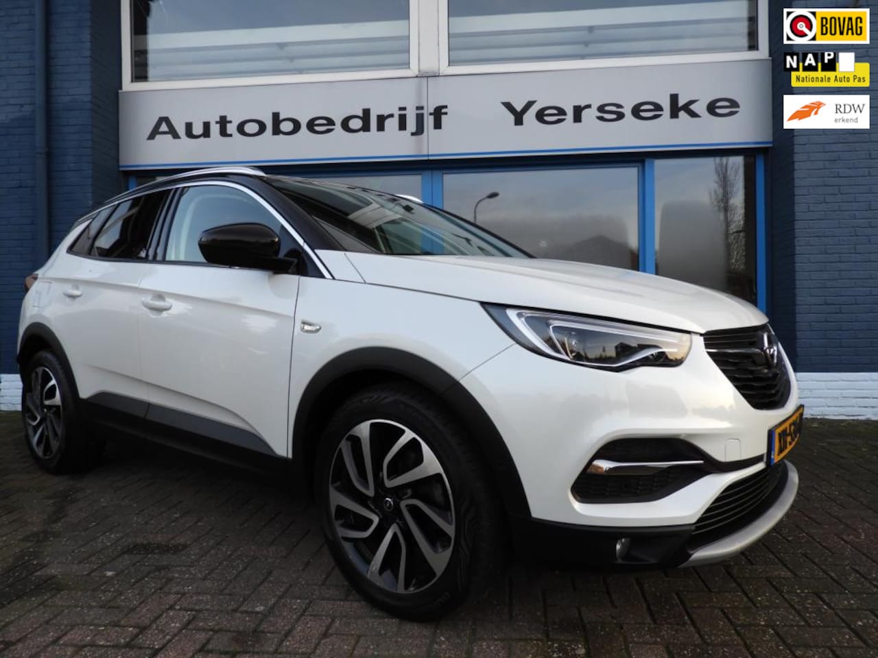Opel Grandland X - 1.2 Turbo Ultimate 1.2 Turbo Ultimate - AutoWereld.nl