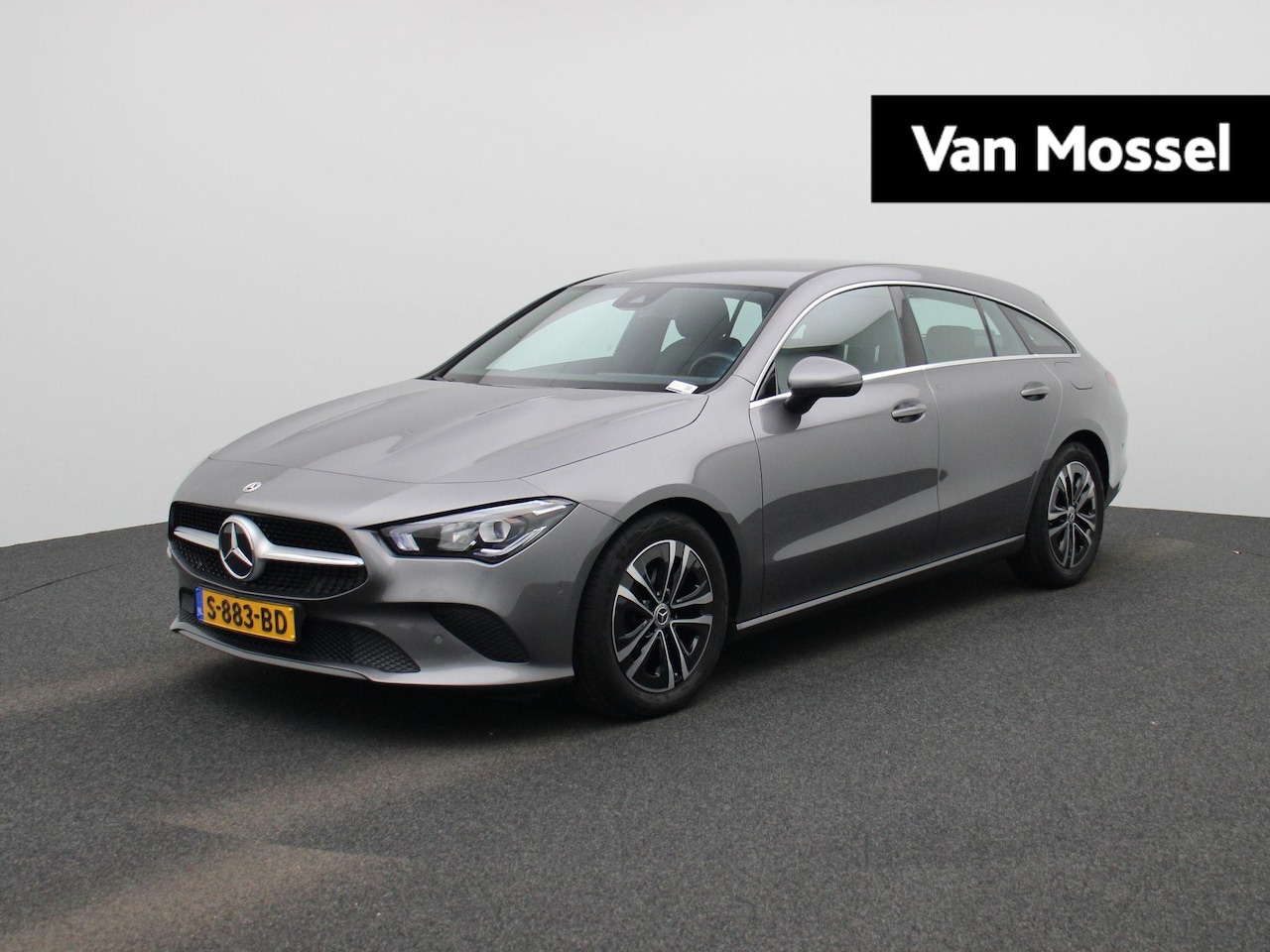 Mercedes-Benz CLA-klasse Shooting Brake - 180 Business Line AUTOMAAT | Achteruitrijcamera | Cruise Control | Stoelverwarming | Apple - AutoWereld.nl