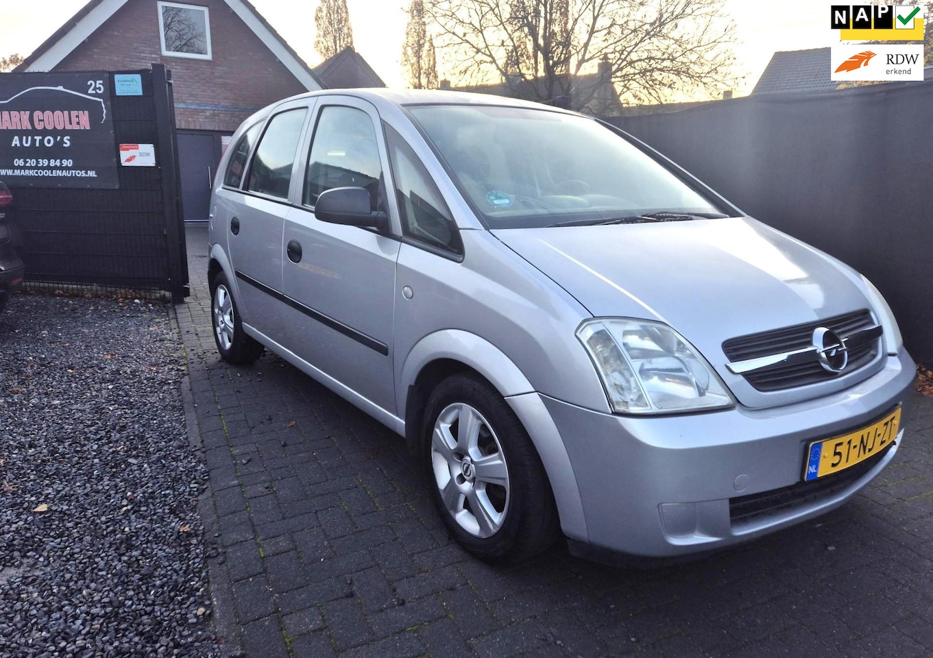 Opel Meriva - 1.6 Essentia 5 Deurs Airco Hoge instap - AutoWereld.nl