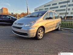 Citroën Xsara Picasso - 2.0i-16V Caractère Automaat