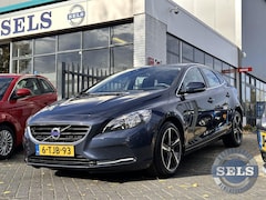 Volvo V40 - 1.6 T2 Momentum NAVI/PDC/CRUISE/LED/17INCH