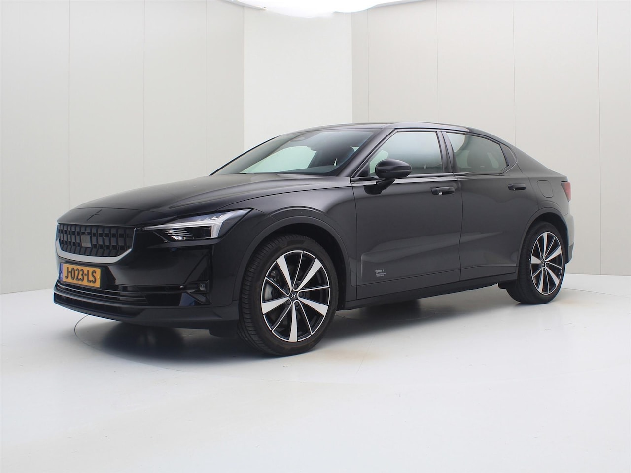 Polestar 2 - Long Range Dual Motor 408PK 78kWh [ TREKHAAK+PILOT PLUS+20INCH+CARPLAY+CAMERA+STOELVERWARM - AutoWereld.nl