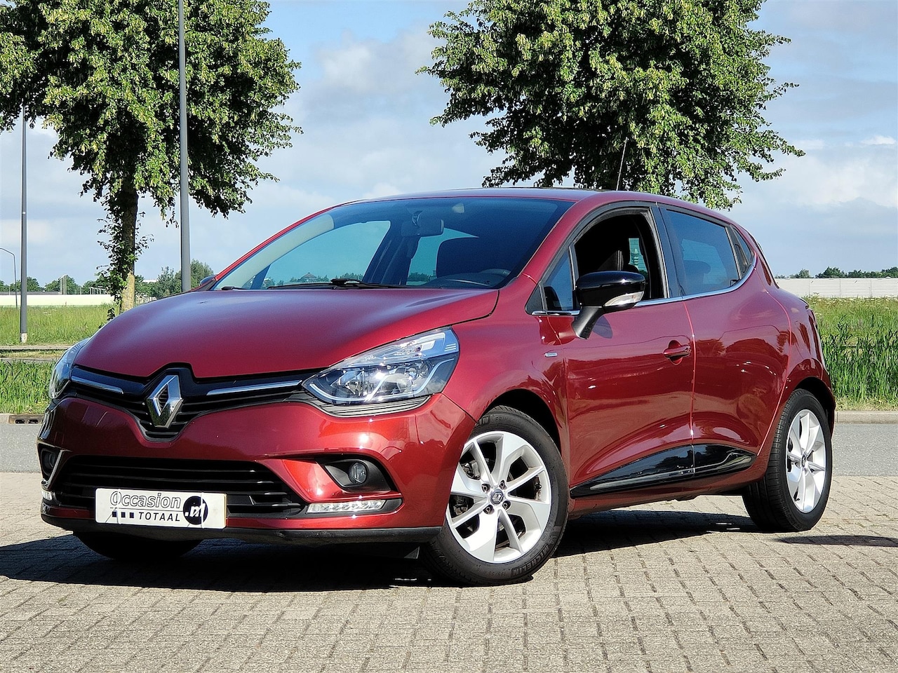 Renault Clio - 0.9 TCe Limited 0.9 TCe Limited - AutoWereld.nl