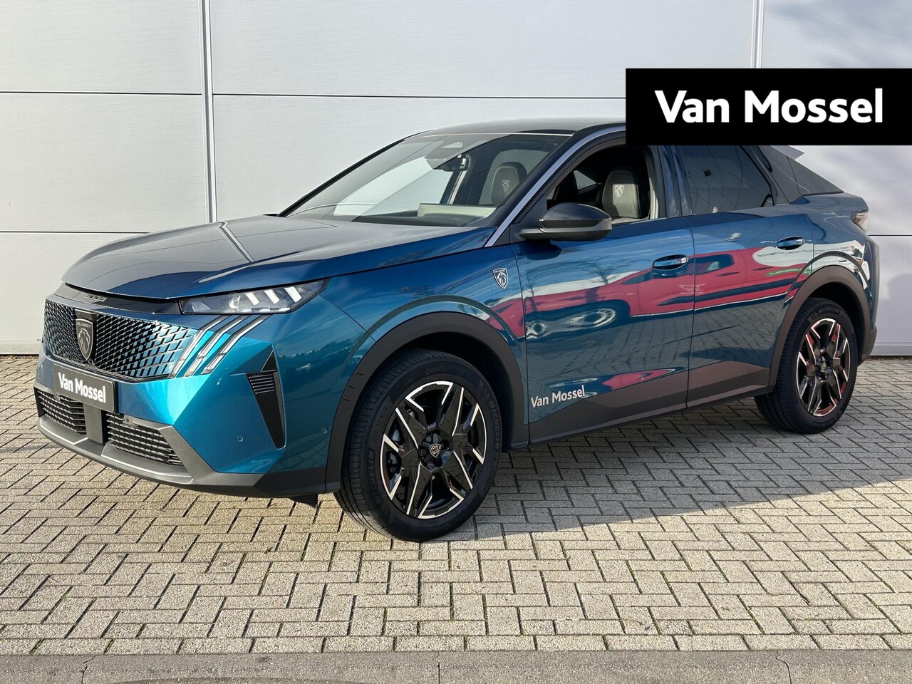 Peugeot 3008 - 1.2 Hybrid 145 GT | Elektrische kofferklep | 360 camera | Adaptieve Cruise Control | Navig - AutoWereld.nl