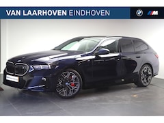 BMW i5 Touring - eDrive40 M Sport / Panoramadak / Trekhaak / Adaptieve LED / Parking Assistant Plus / Comfo