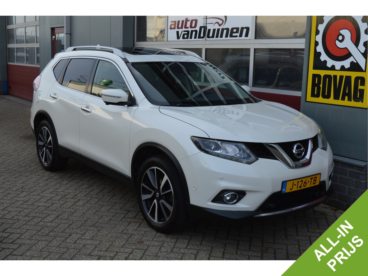 Nissan X-Trail - 1.6 DIG-T Tekna O.a: Afn. trekhaak, Opendak Pano, All-season, Key-Less, Elektr. achterklep - AutoWereld.nl
