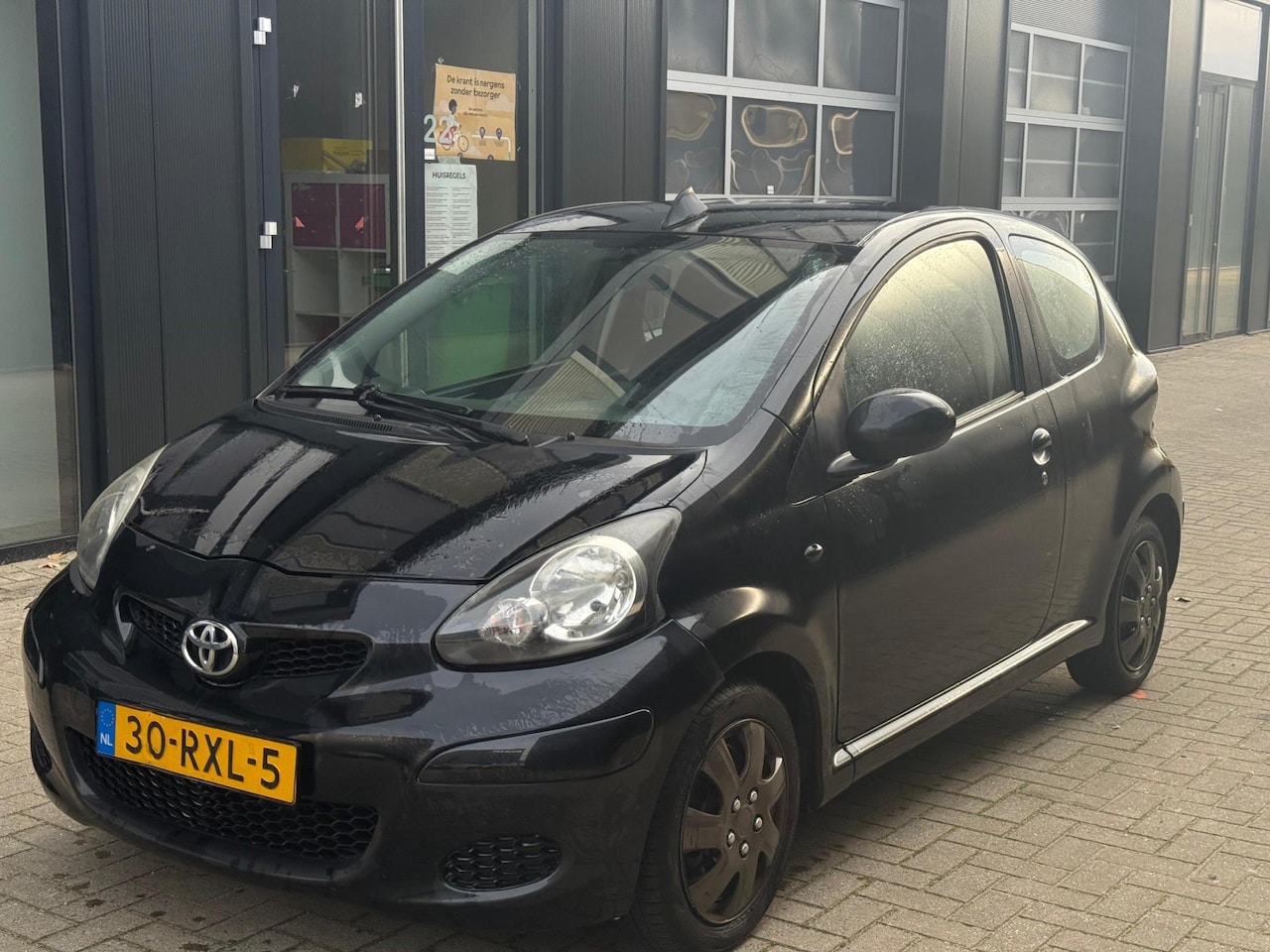 Toyota Aygo - 1.0-12V Access Airco Elektr ramen Apple Carplay scherm! - AutoWereld.nl