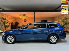 Volkswagen Passat Variant - 1.5 TSI Business Garantie Elek. Trekhaak Carplay StoelVW Keyless ACC PDC Navi LED DAB Rijk