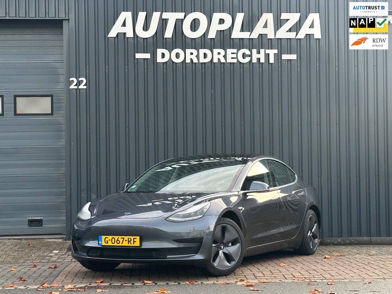 Tesla Model 3 - Standard RWD Plus 60 kWh SOH 87.5% / Trekhaak - AutoWereld.nl