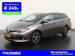 Toyota Auris Touring Sports - 1.8 Hybrid Freestyle | Trekhaak | Camera | Navigatie | Zondag Open