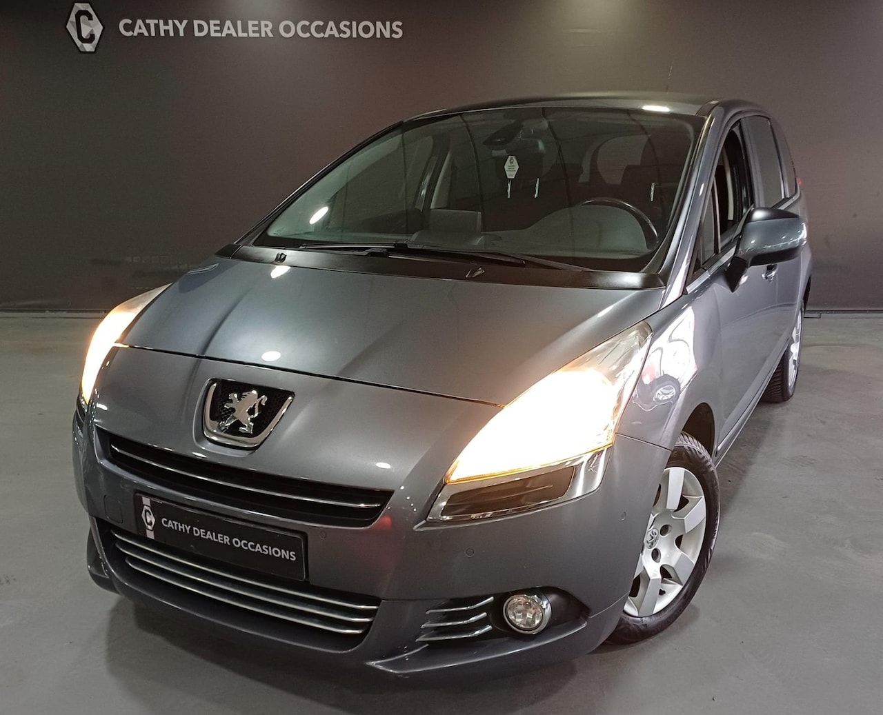 Peugeot 5008 - 1.6 VTi Blue Lease Navigatie Climate Cruise Trekhaak LM-Velgen - AutoWereld.nl