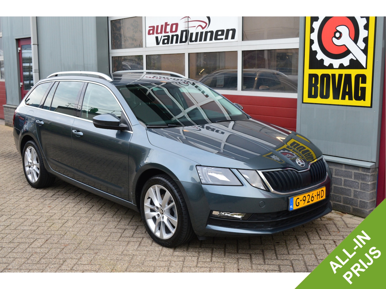 Skoda Octavia Combi - 1.0 TSI Greentech Style Business O.a: PDC, Stoelverw, Carplay, Clima, Navi, Cruise, Etc. A - AutoWereld.nl
