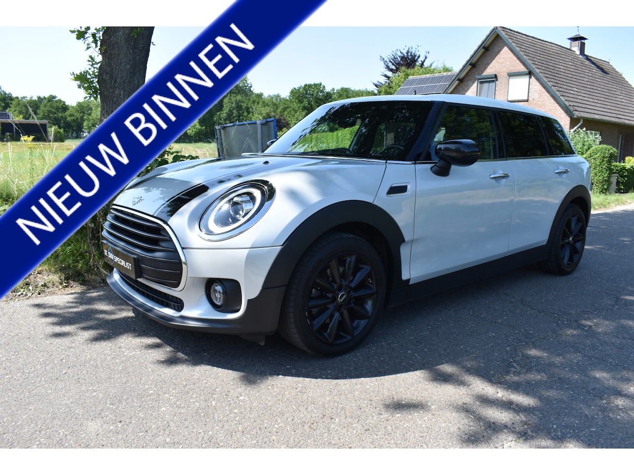 MINI Clubman - Mini 1.5 Cooper AUT. PANO, LEER, BOMVOL! - AutoWereld.nl