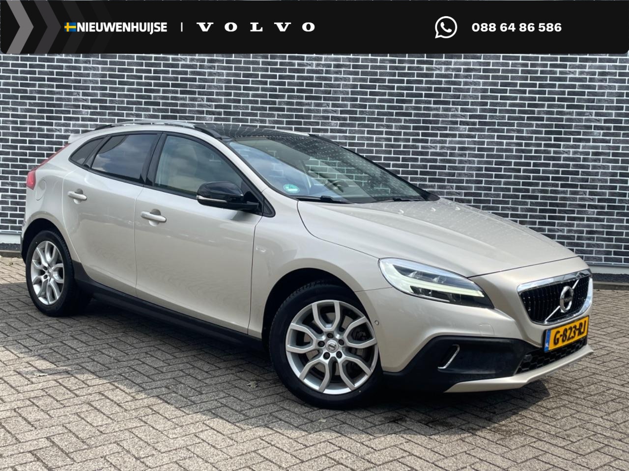 Volvo V40 Cross Country - 1.5 T3 Polar+ Luxury 1.5 T3 Polar+ Luxury - AutoWereld.nl