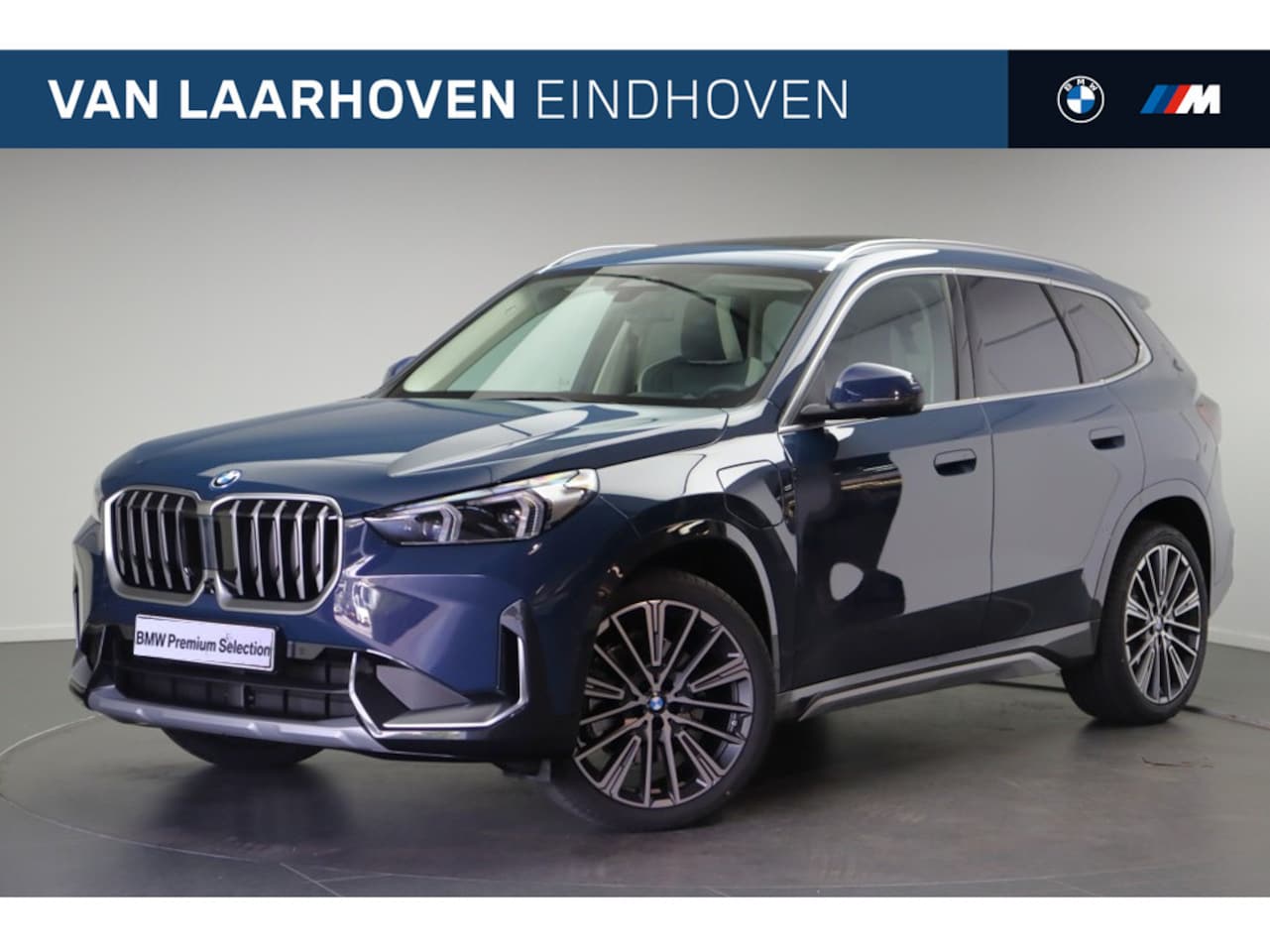 BMW X1 - xDrive30e High Executive xLine Automaat / Panoramadak / Trekhaak / Adaptieve LED / Comfort - AutoWereld.nl