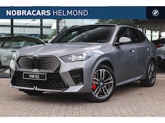 BMW iX2 - eDrive20 High Executive M Sport / Panoramadak / Sportstoelen / M Adaptief onderstel / Comf