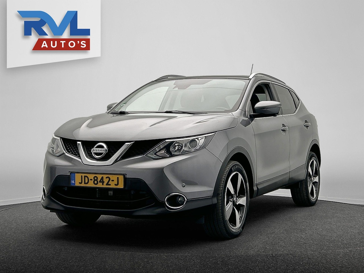 Nissan Qashqai - 1.2 Connect Edition Pano/dak Trekhaak Origineel NL - AutoWereld.nl