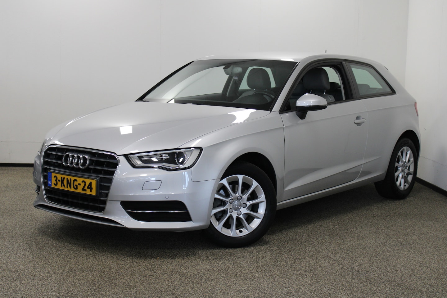 Audi A3 Sportback - 1.2 TFSI Attraction Pro Line plus 1.2 TFSI Attraction Pro Line plus - AutoWereld.nl