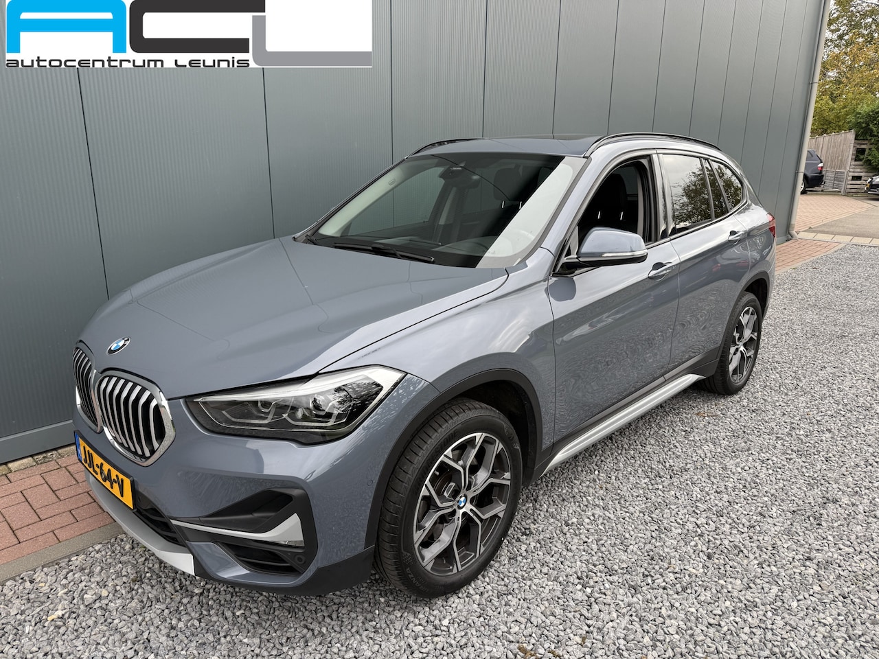 BMW X1 - S-Drive20i 192pk Automaat High Executive Panoramadak - AutoWereld.nl