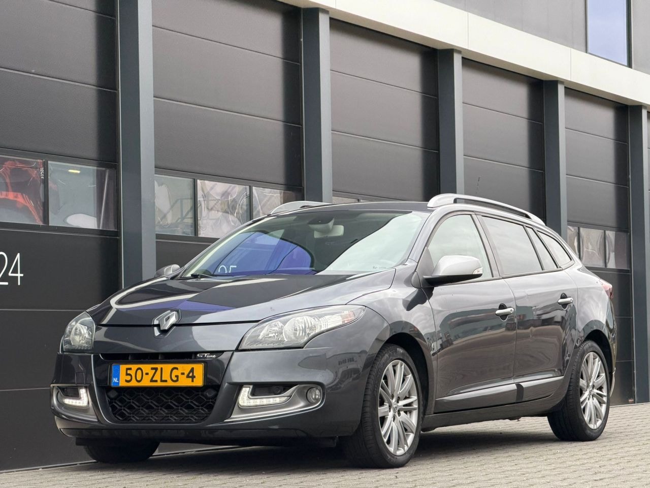 Renault Mégane - 1.5 DCi GT-Line Navi Clima PDC - AutoWereld.nl
