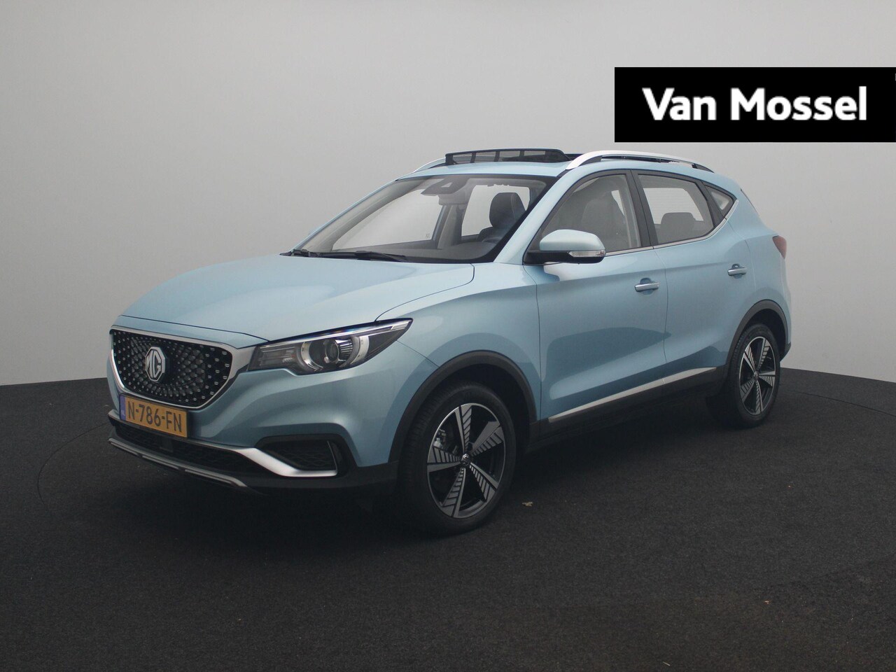 MG ZS - Luxury 45 kWh | Panoramadak | Leder | Camera | Apple CarPlay | Navi | - AutoWereld.nl