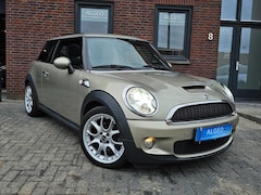 MINI Cooper S - 1.6 / Leder / Pano
