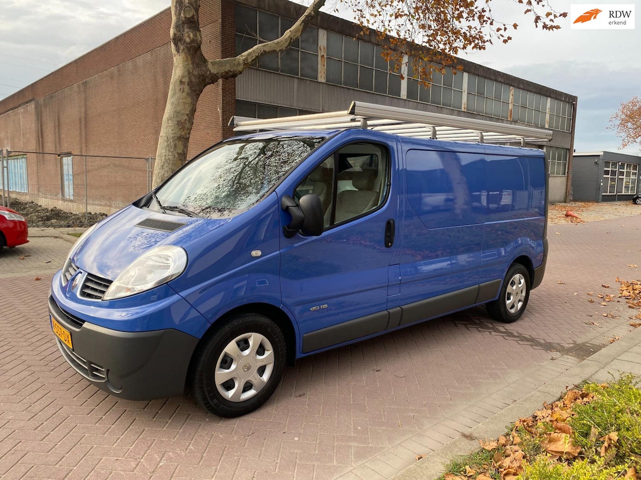 Renault Trafic - 2.0 dCi T29 L2H1* 139.860 KM NAP * 2011 * Airco * Cruise Control * Boekjes Aanwezig * Lang - AutoWereld.nl