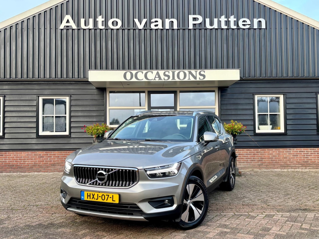 Volvo XC40 - 1.5 T5 Recharge Inscription / LED / Apple Carplay / Camera / Parkeersensoren / Hybride / A - AutoWereld.nl