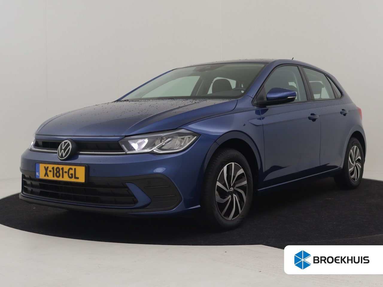 Volkswagen Polo - 1.0 TSI Life 96pk | Airco | Parkeersensoren v+a | Adaptief cruise control | Navigatie via - AutoWereld.nl