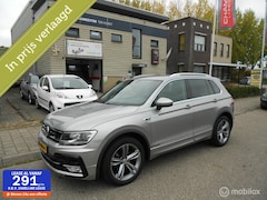Volkswagen Tiguan - 1.4 TSI Connected Series, R-Line, Apple Car Play