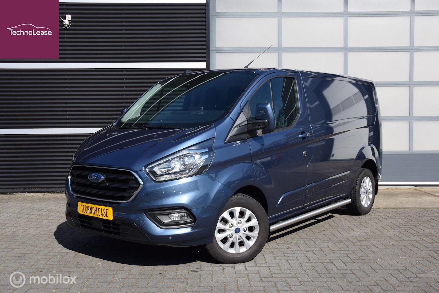 Ford Transit Custom - 280 2.0 TDCI L1H1 Limited Apple Carplay PDC Camera CC - AutoWereld.nl