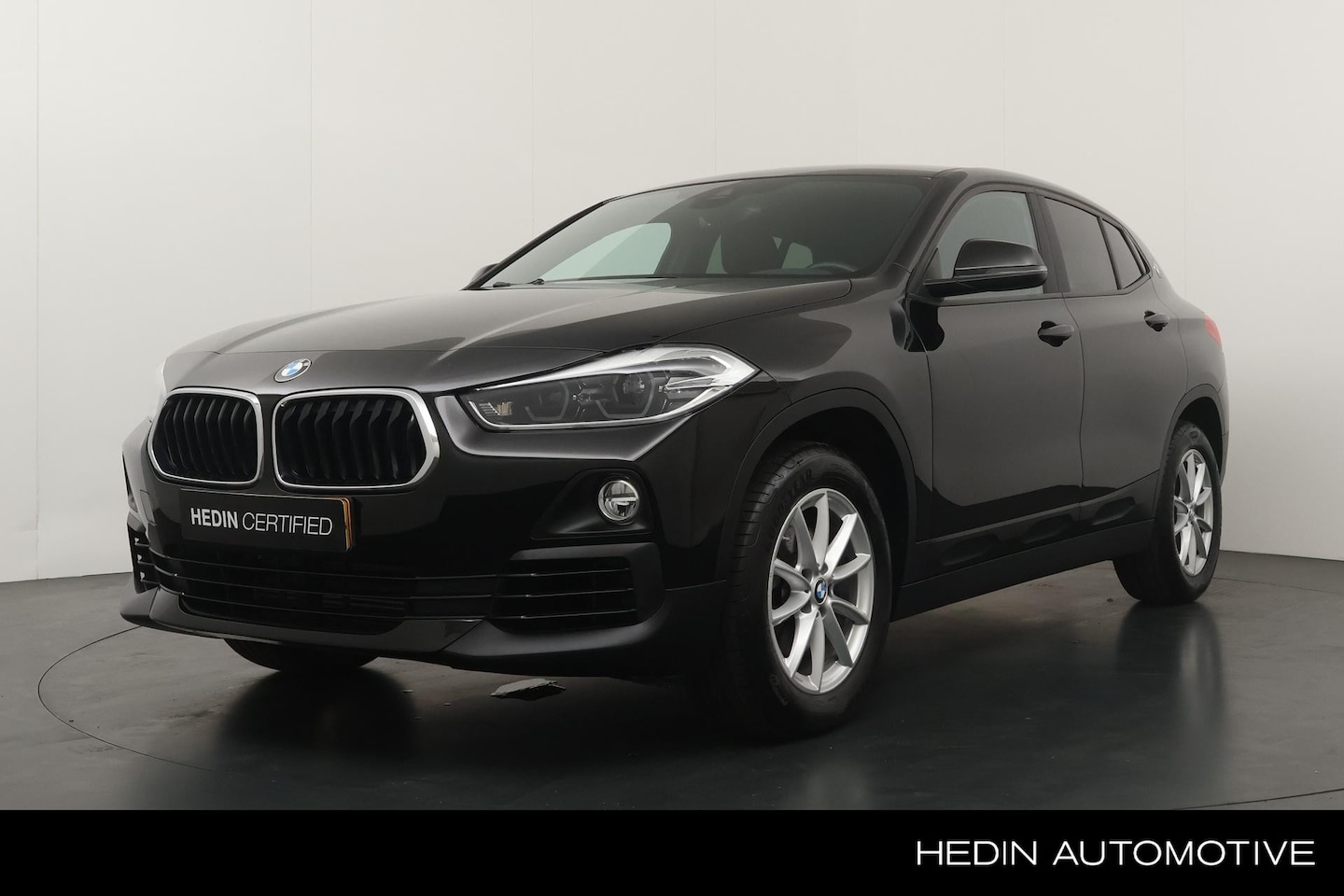BMW X2 - sDrive18i Executive Trekhaak | Stoelverwarming | Parkeersensoren | Led verlichting - AutoWereld.nl